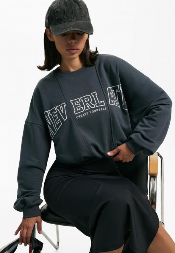 Свитшот Neverlate