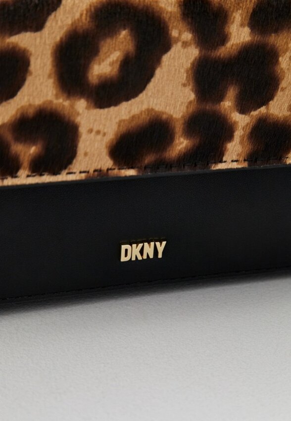 Сумка DKNY