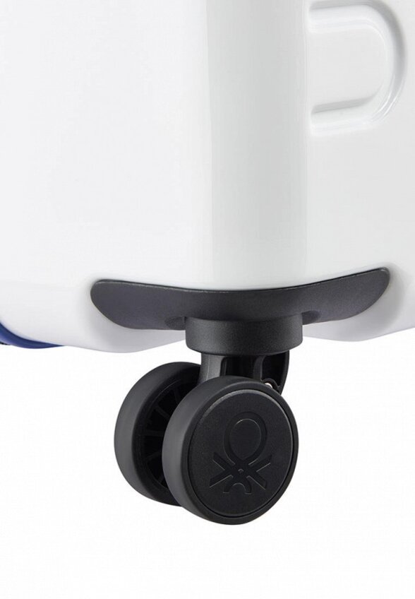 Чемодан Delsey