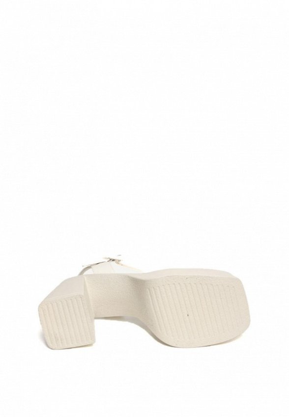 Босоножки Airbox