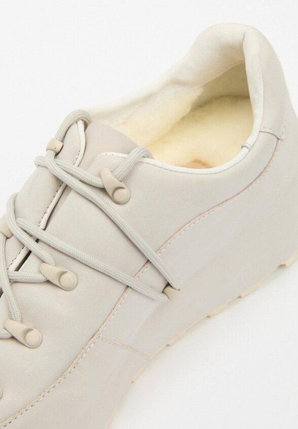 Кроссовки Maison David