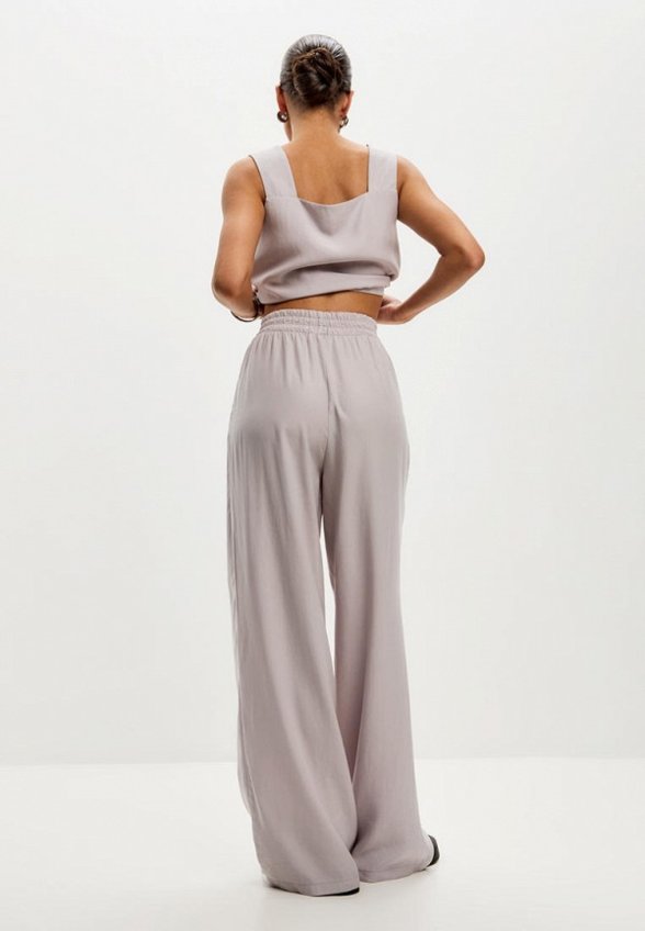 Брюки Suara Femme