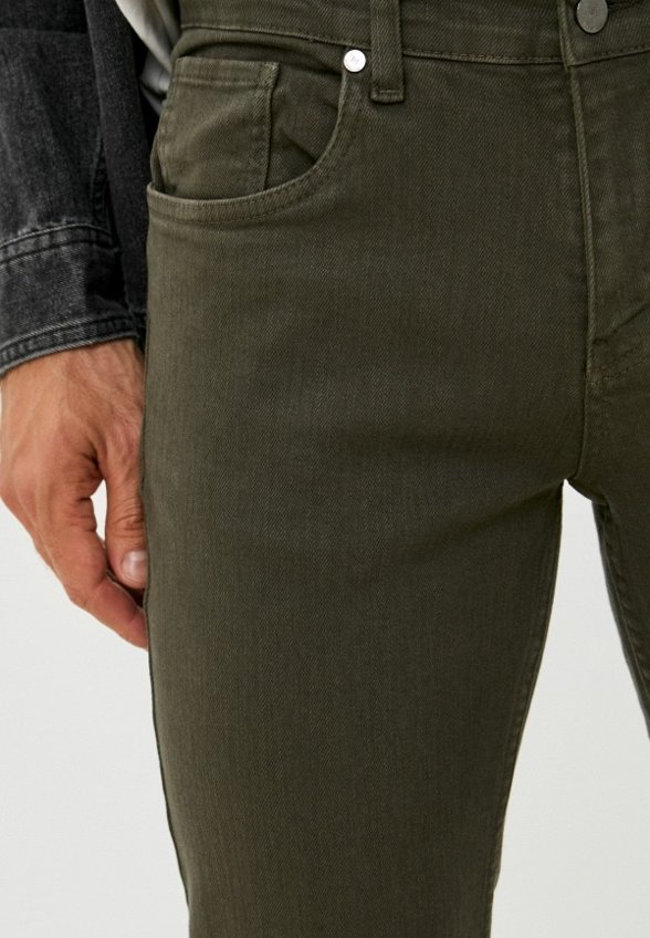 Джинсы Mossmore