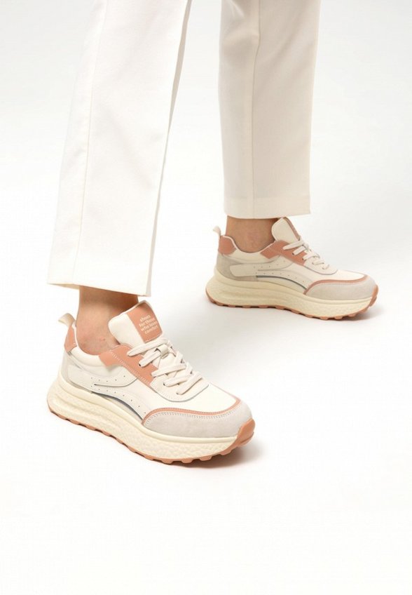 Кроссовки Donna Daniella