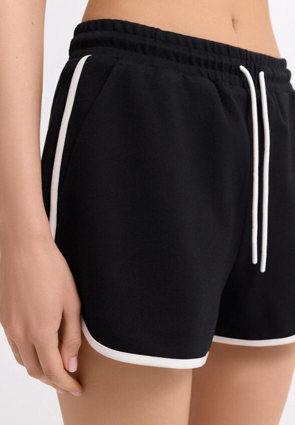 Шорты спортивные Love Republic