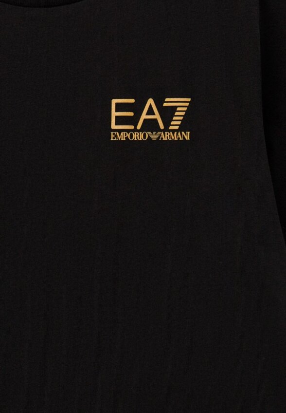 Футболка EA7