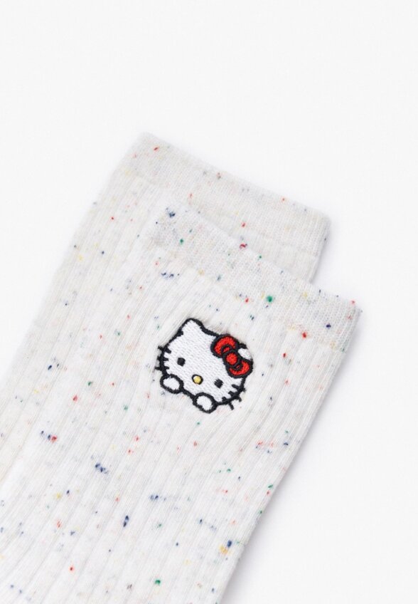 Носки с вышивкой Hello Kitty