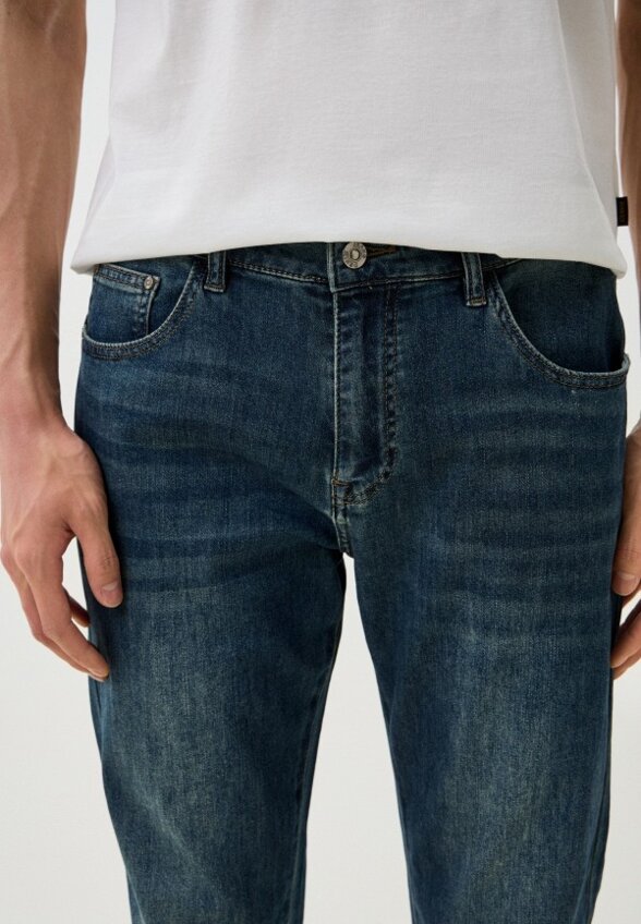 Джинсы Vitacci