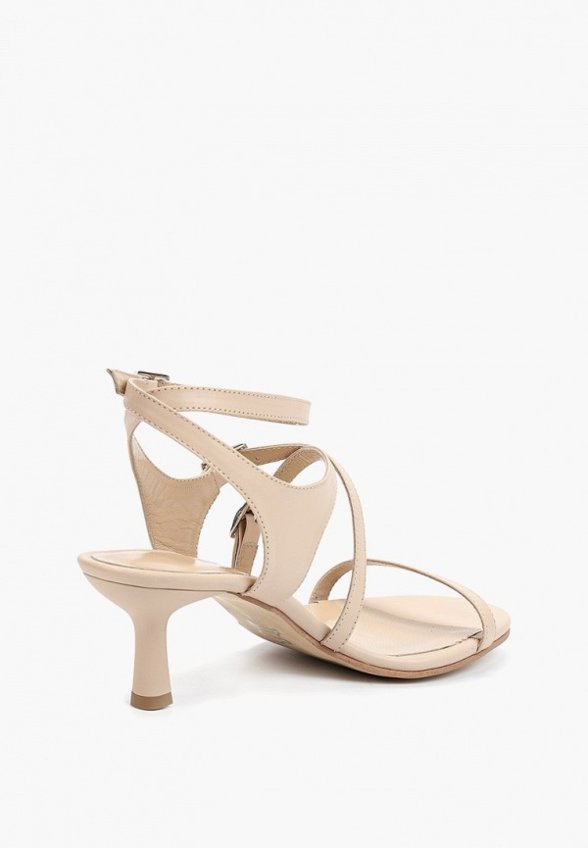 Босоножки Lusavou