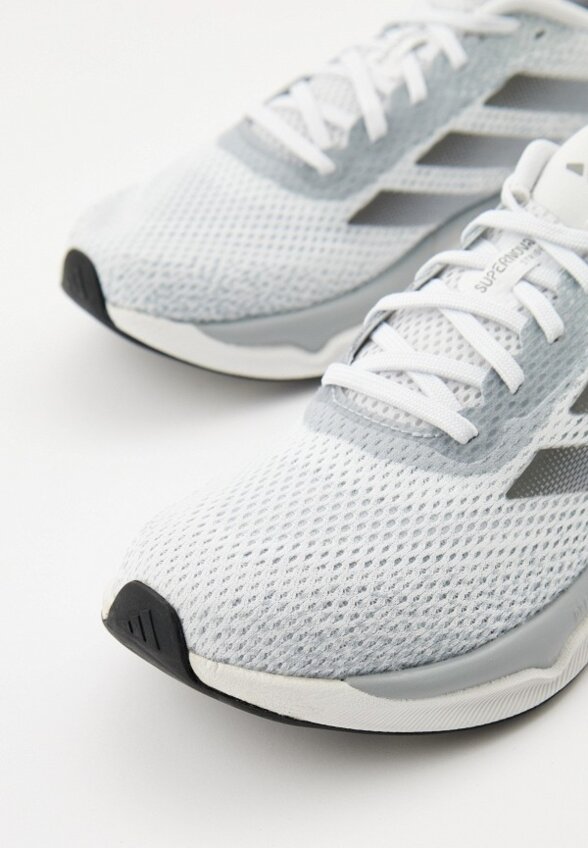 Кроссовки adidas