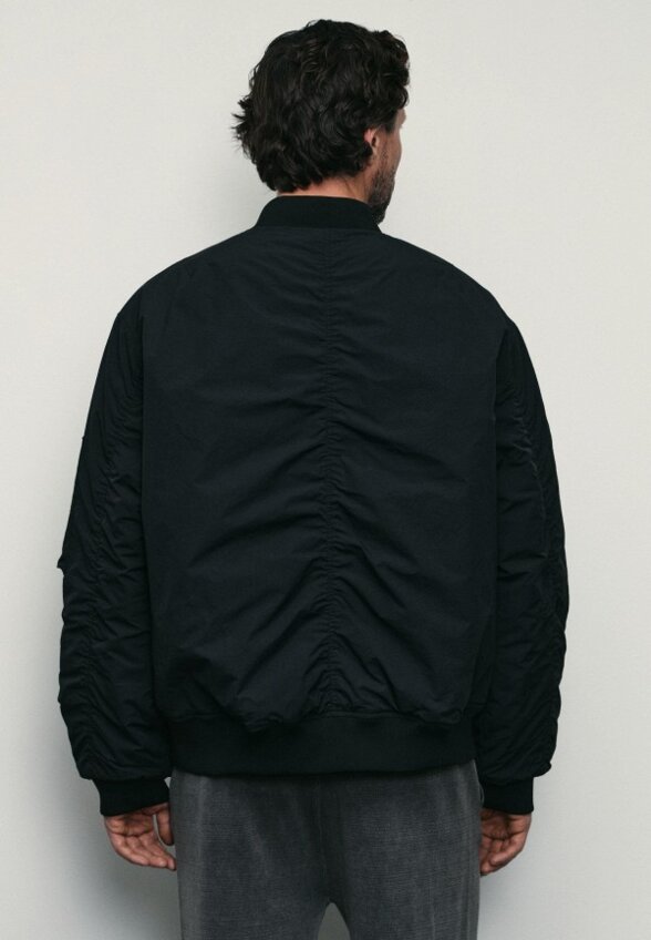 Куртка утепленная Zrn Man