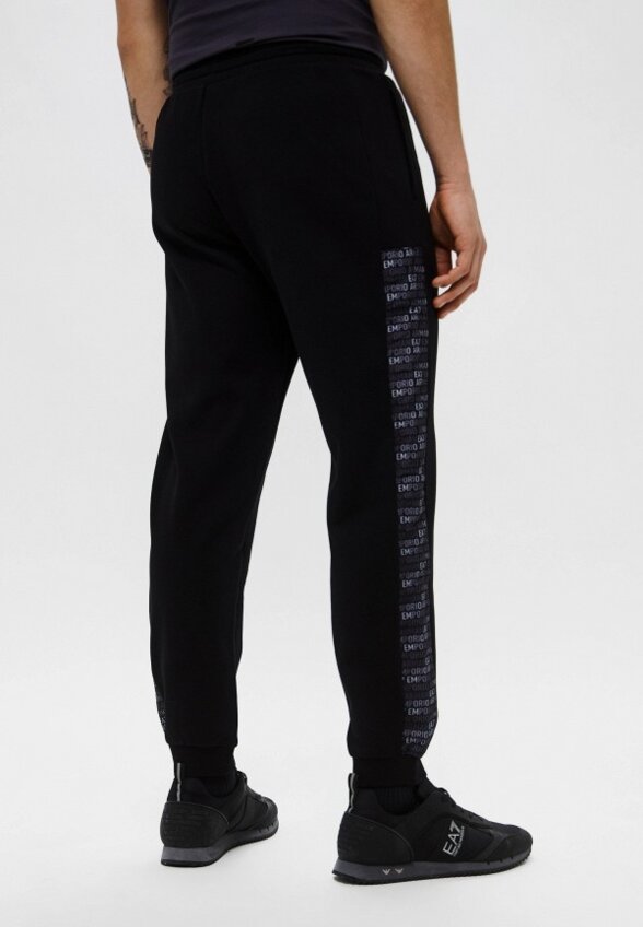 Брюки спортивные EA7