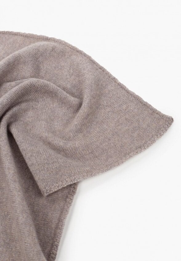 Палантин Falconeri