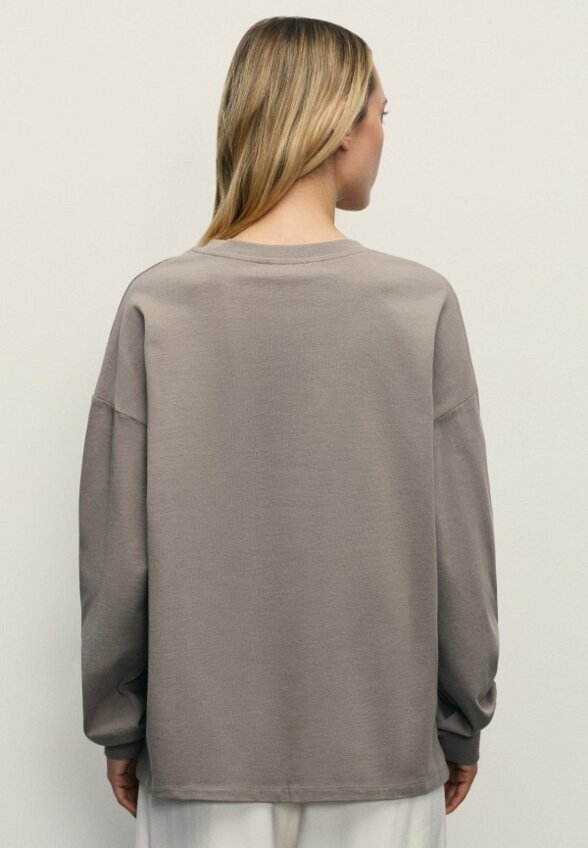 Свитшот Zarina