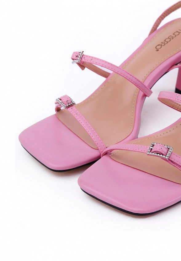 Босоножки Monsorro