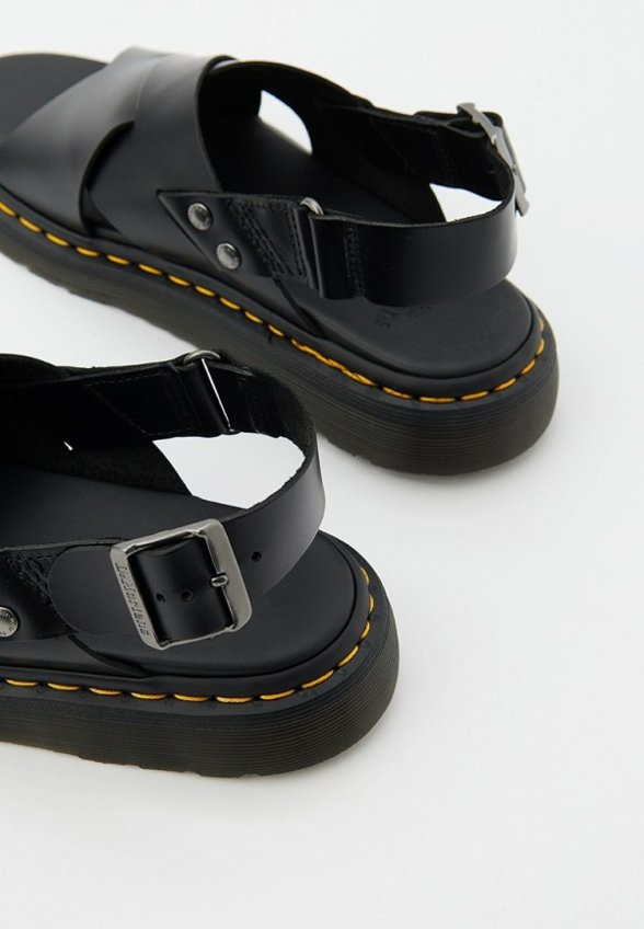 Сандалии Dr. Martens