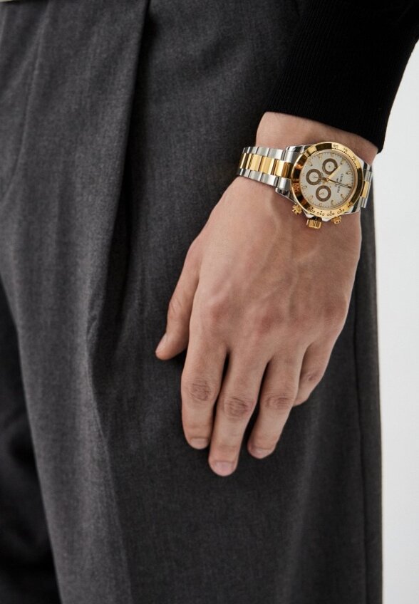 Часы George Kini