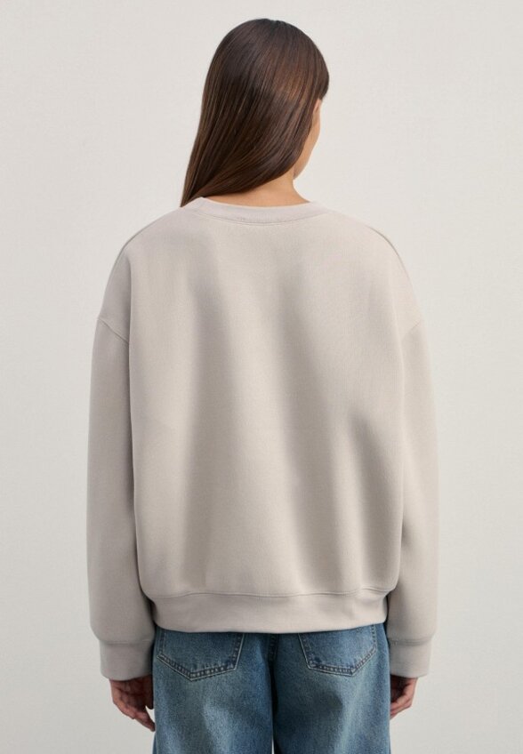 Свитшот Zarina