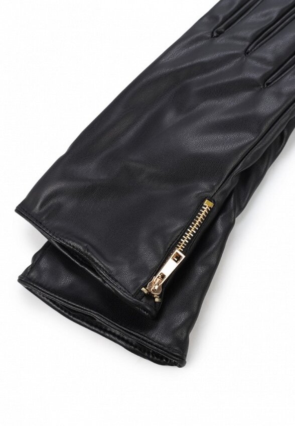 Перчатки Terranova