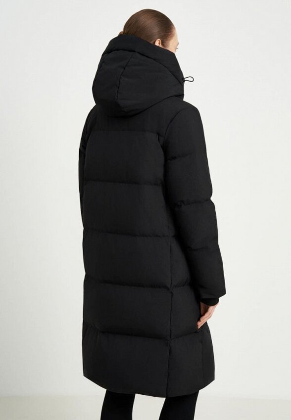 Пуховик Finn Flare