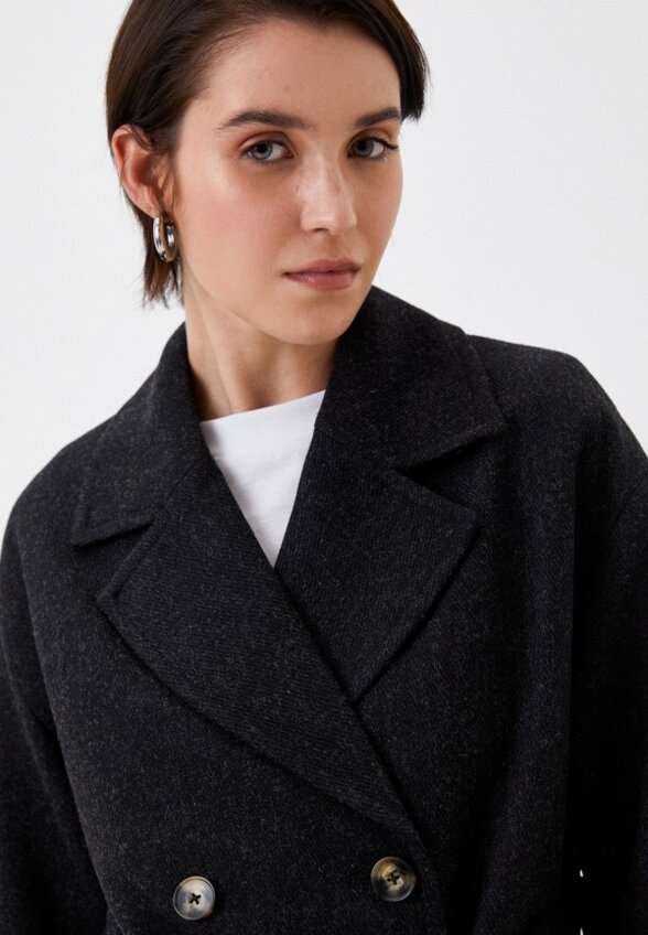 Пальто двубортное Belucci