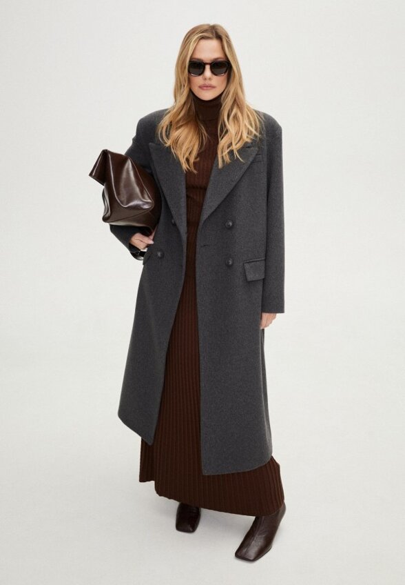Пальто двубортное SashaOstrov