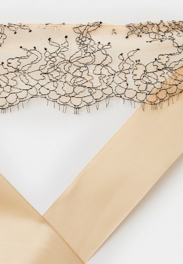 Маска карнавальная Le Frivole