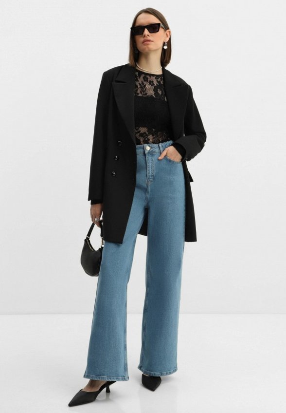 Джинсы Nominee