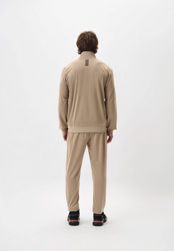 Костюм спортивный EA7