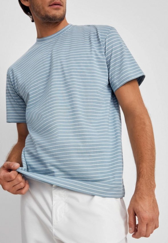 Футболка Finn Flare