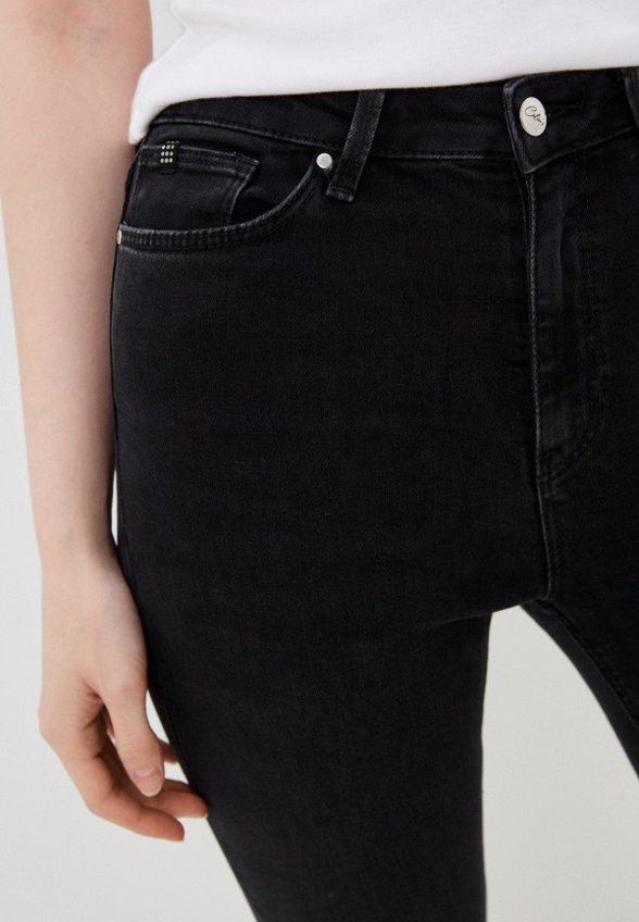 Джинсы Colin's