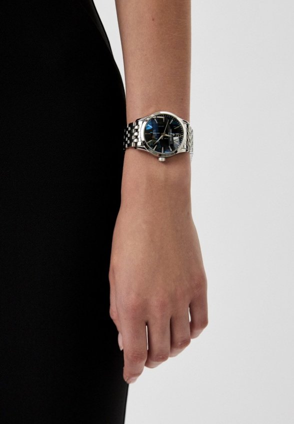 Часы George Kini