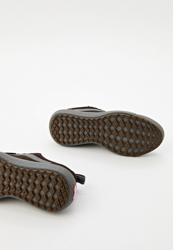 Кроссовки Vans