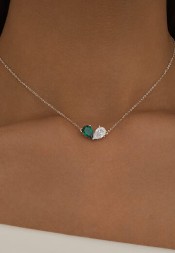 Серебряное колье с фианитами в огранке груша MIESTILO MIE