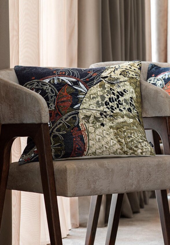 Подушка декоративная Togas