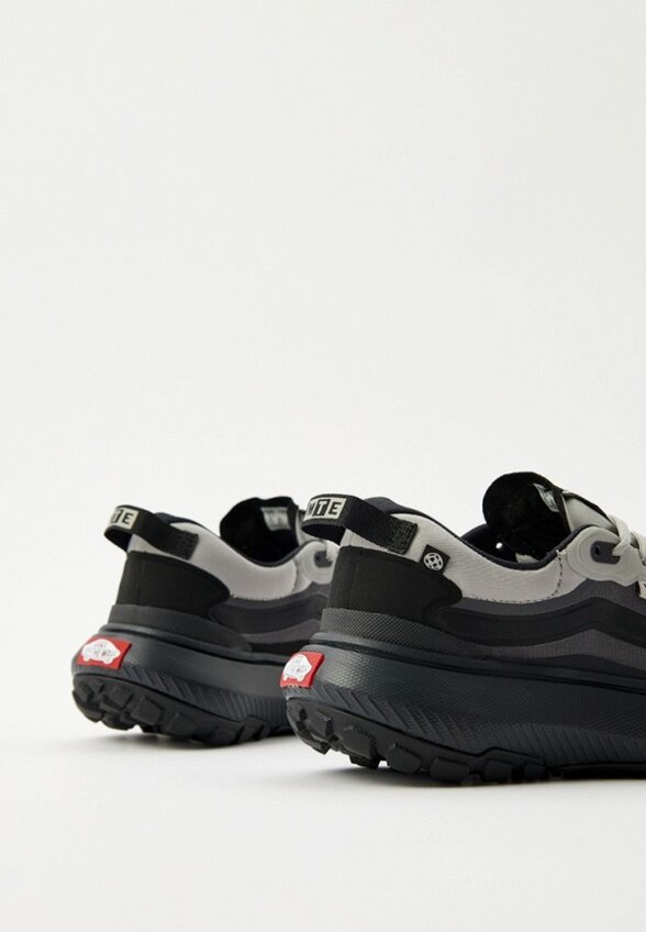 Кроссовки Vans