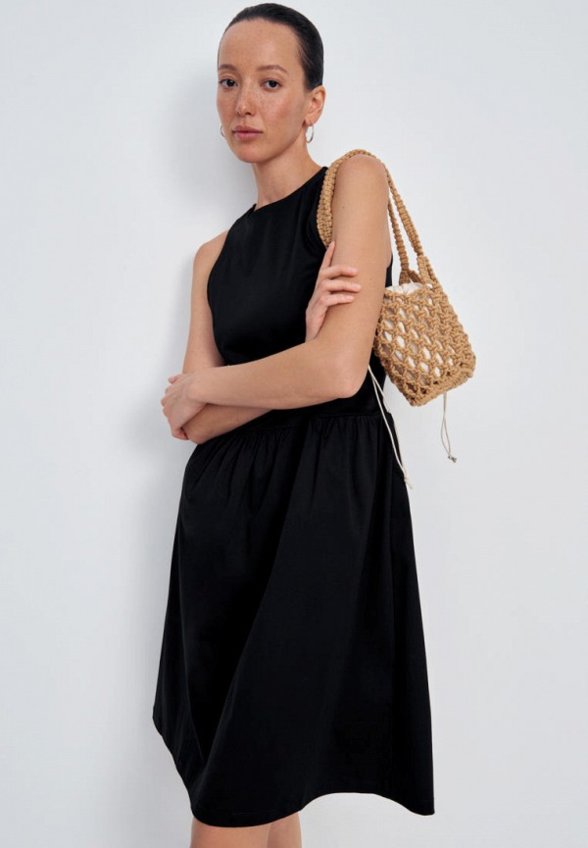 Платье Finn Flare