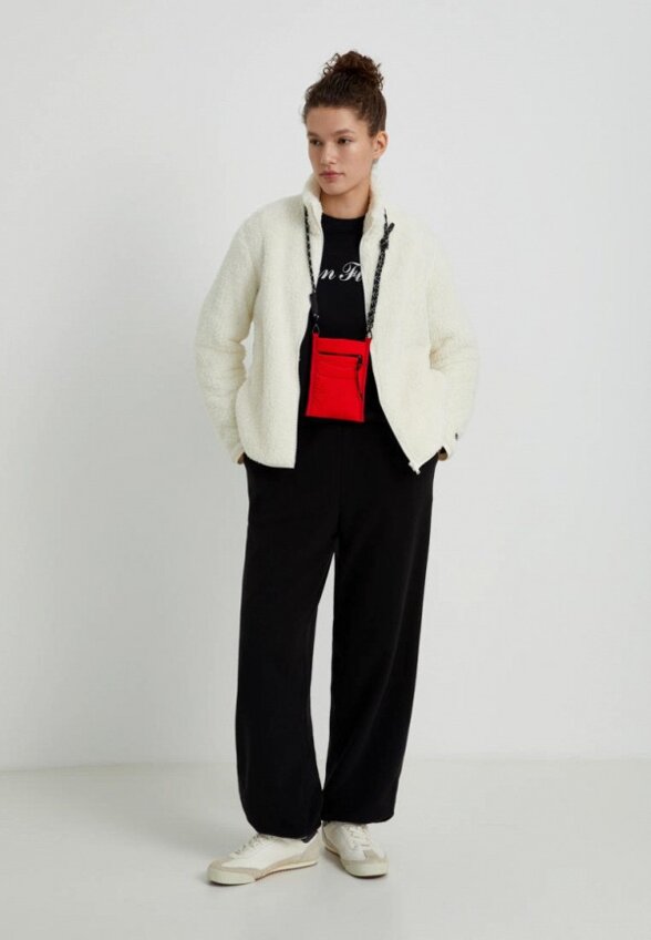 Куртка меховая Finn Flare