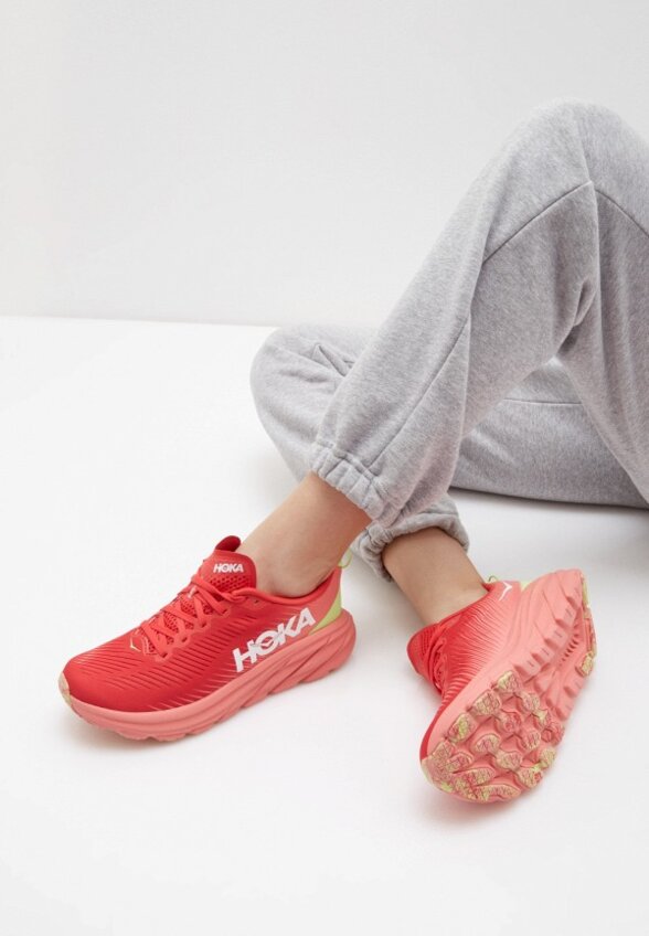 Кроссовки Hoka One One