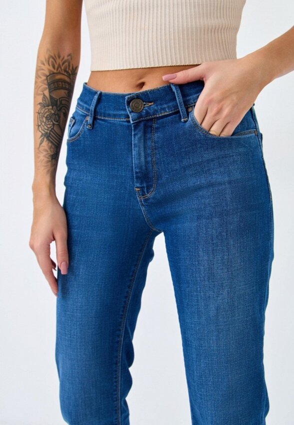 Джинсы Whitney