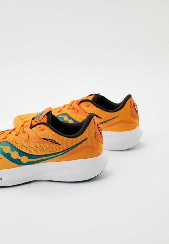 Кроссовки Saucony