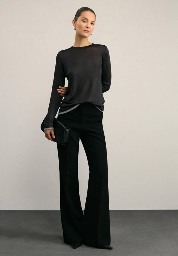 Лонгслив Zarina