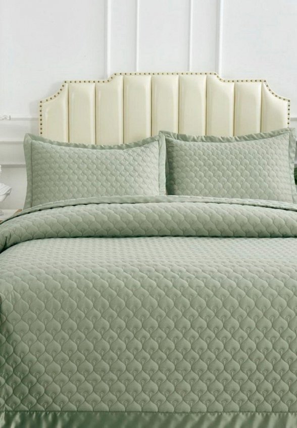 Комплект с покрывалом Sofi De Marko