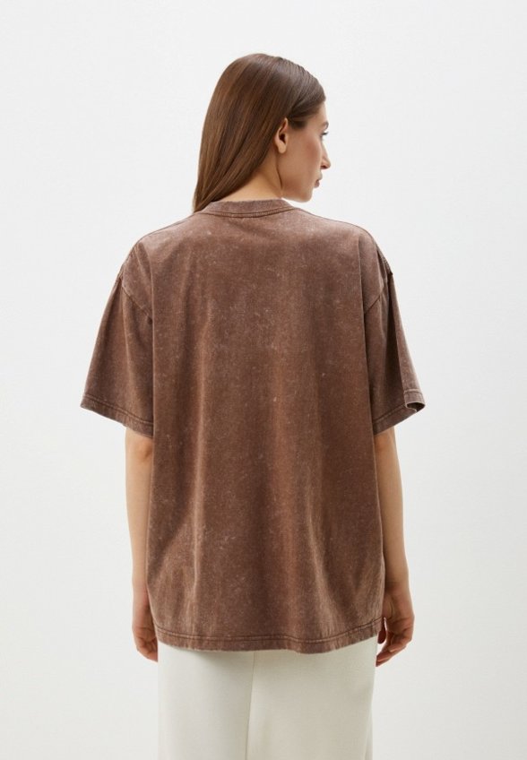 Футболка и брошь Francesca Peretti