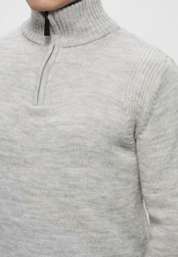 Джемпер Trussardi