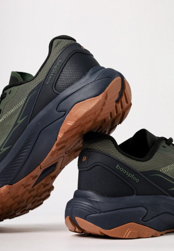 Кроссовки Baasploa