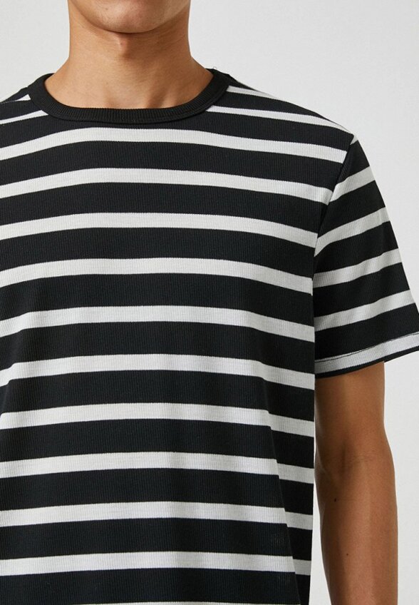 Футболка Koton