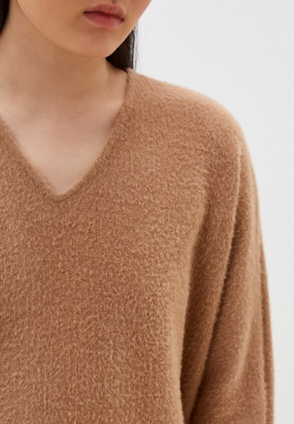 Пуловер MadaM T