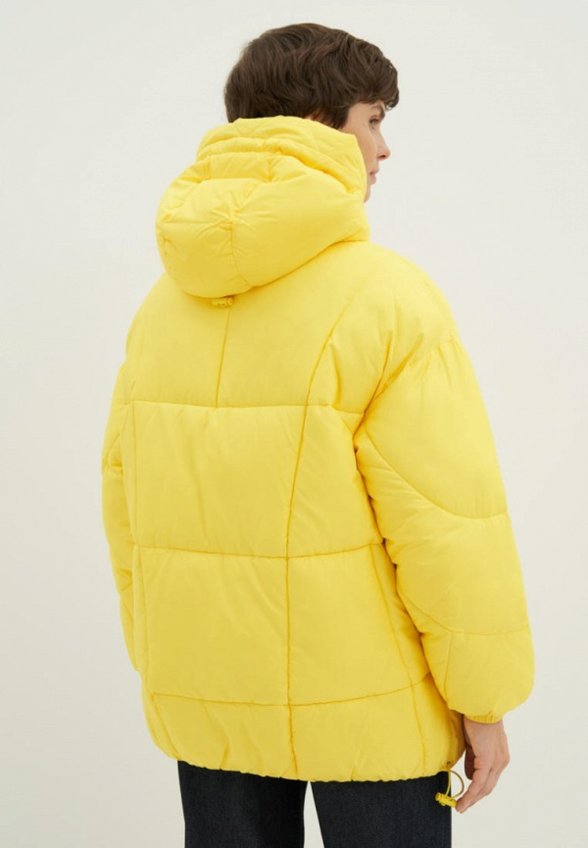 Пуховик Finn Flare