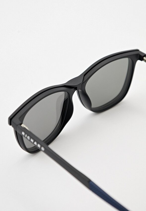 Очки солнцезащитные Thom Richard